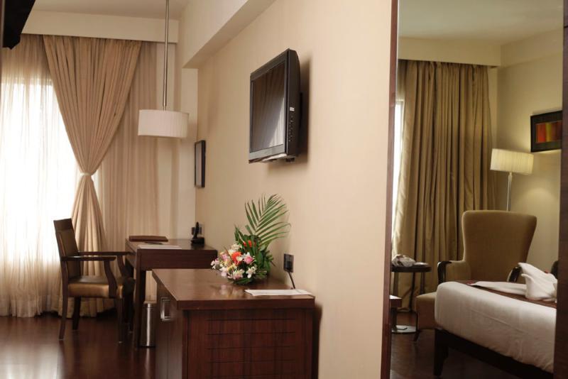 The Cambay Grand Otel Amhedabad Dış mekan fotoğraf