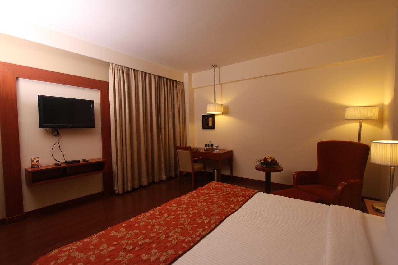 The Cambay Grand Otel Amhedabad Dış mekan fotoğraf