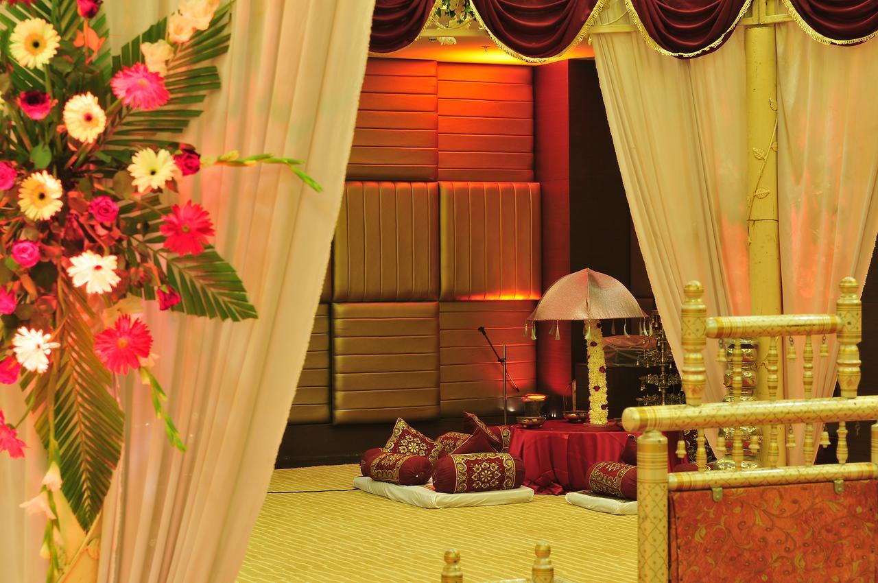 The Cambay Grand Otel Amhedabad Dış mekan fotoğraf